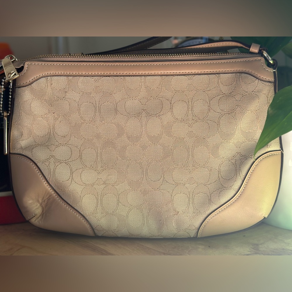 Coach Crossbody - Picture 2 of 2